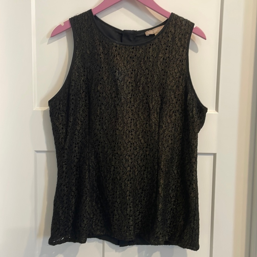 Banana republic, black and gold lace shell, size 14